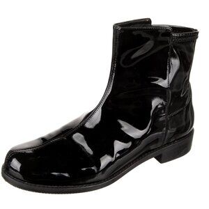 Stuart Weitzman Patent Leather Chelsea Boots Size 8.5